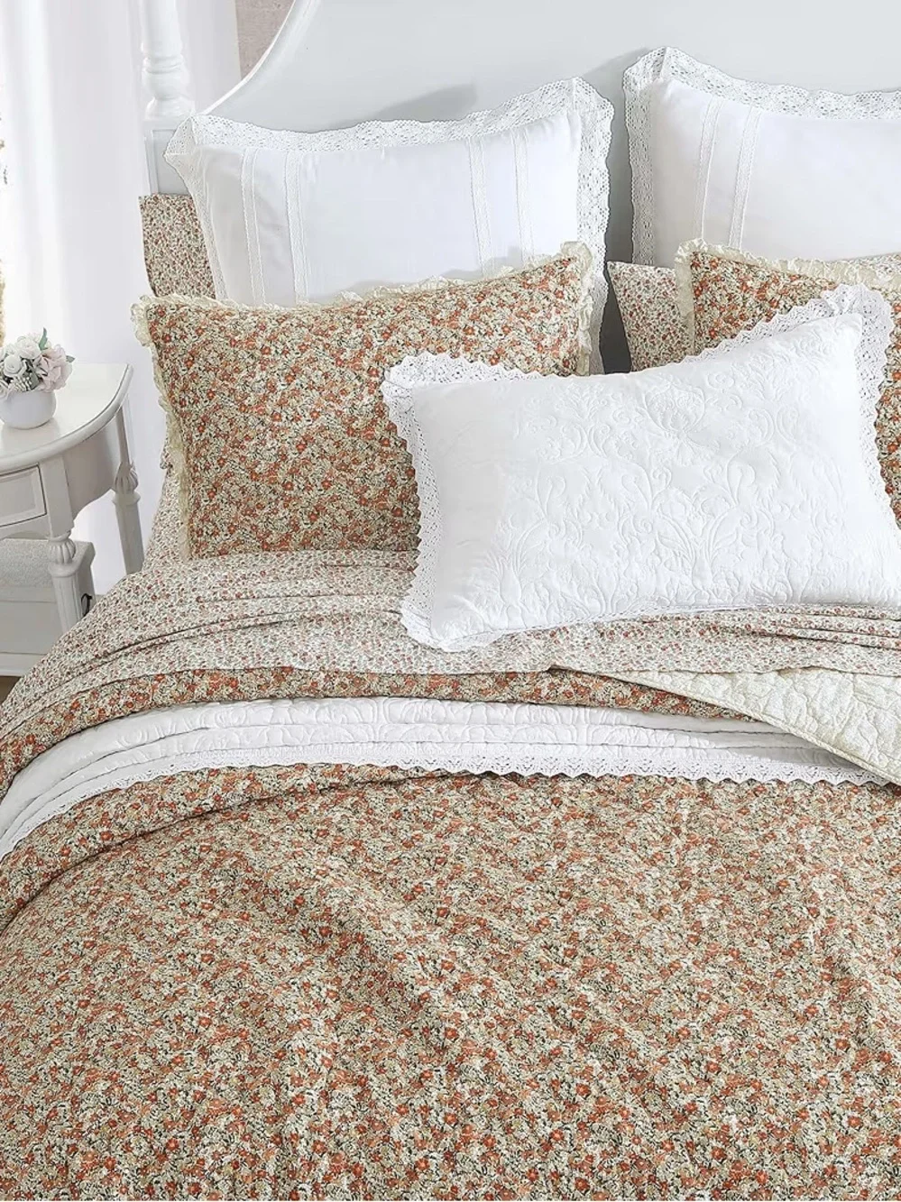 Laura Ashley - King Quilt Set, Lightweight Cotton Loveston Burnt Orange, King)
